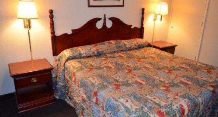Red Roof Inn Scottsburg Ngoại thất bức ảnh